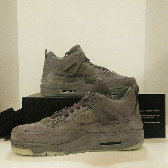 DeadStock Air Jordan IV 4 Cool Grey Kaw's StockX!! - Picture 2 of 8